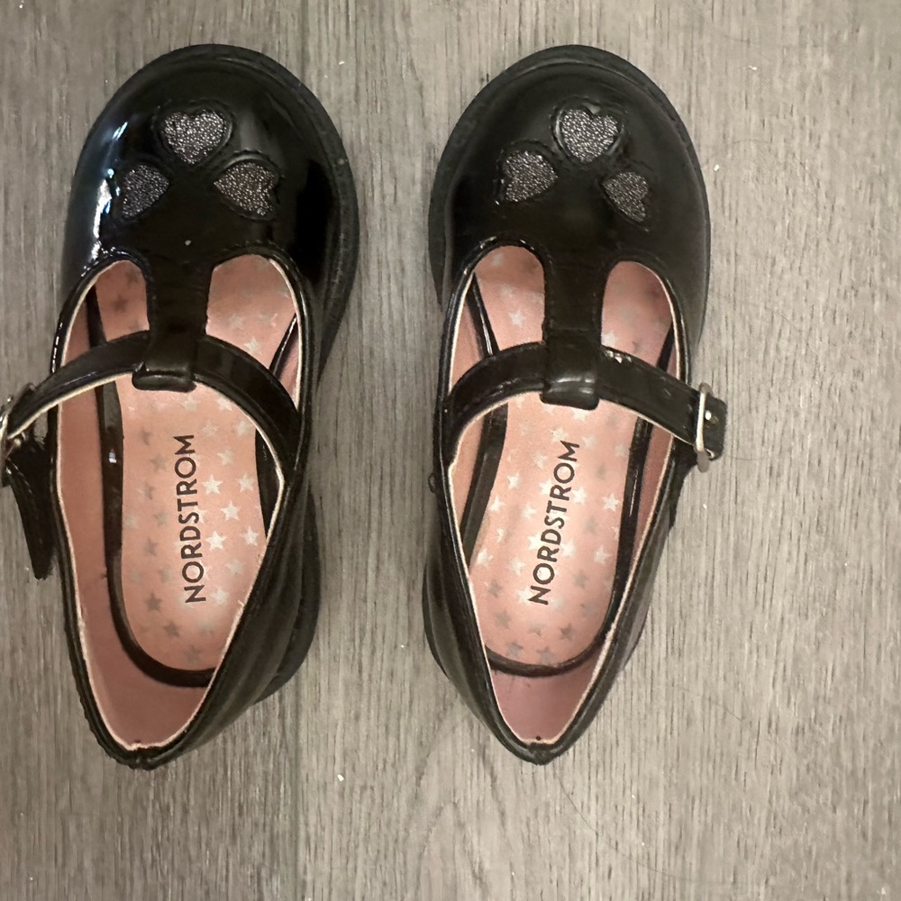 Nordstrom Kids' Lindie T-Strap Flat (Walker, Toddler & Little Kid)